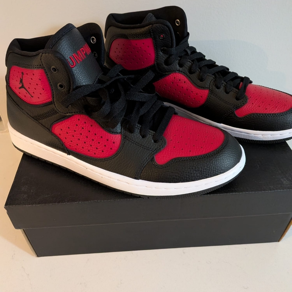 Jordan Access, Size 10